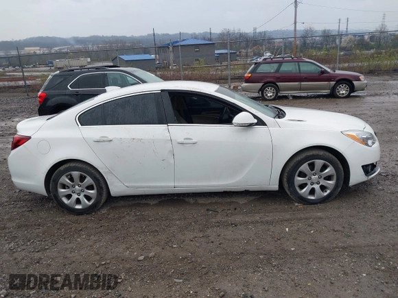 2015 Buick Regal Premium I with VIN 2G4GM5ER4F9183209, listed as a IAAI auction lot 42010479 with 140,545 mi miles. Bid and sale history available at carsss.com. Image 12.