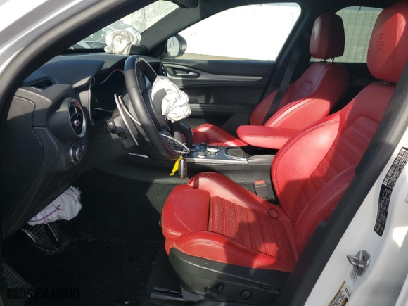 2023 Alfa Romeo Stelvio Ti with VIN ZASPAKBN2P7D64686, listed as a Copart auction lot 84976964 with 0 mi miles and Salvage Title. Bid and sale history available at carsss.com. Image 7.