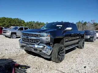 2017 Chevrolet Silverado 1500 LTZ with VIN 3GCPCSEC3HG364554, listed as a Copart auction lot 87268504 with 92,934 mi miles and Salvage Title. Bid and sale history available at DreamBid. Image 13.