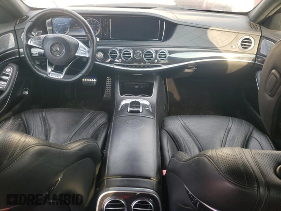 2017 Mercedes-Benz S 63 AMG z VIN WDDUG7JBXHA289339, wystawiony jako Copart lot #62113334 z przebiegiem 69 364 mil mil oraz Czysty tytuł • Clean title. Historia ofert i sprzedaży dostępna na DreamBid. Obrazek 8.