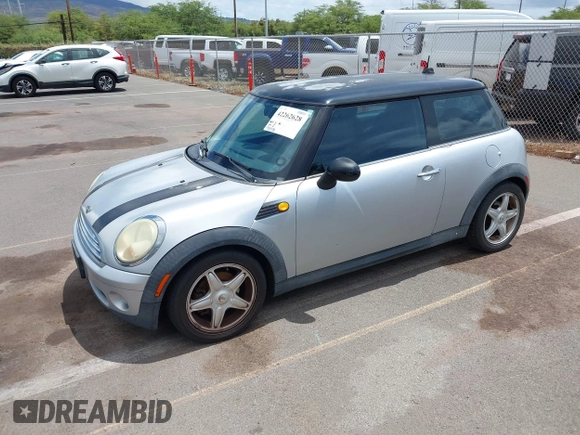 2009 MINI Hardtop with VIN WMWMF33599TT69778, listed as a IAAI auction lot 42262628 with 79,028 mi miles and . Bid and sale history available at DreamBid. Image 2.