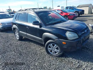 2006 Hyundai Tucson GLS with VIN KM8JN12DX6U415822, listed as a IAAI auction lot 41820694 with 167,543 mi miles. Bid and sale history available at carsss.com. Image 1.