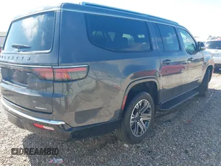 2024 Jeep Wagoneer Series II с VIN 1C4SJSBP8RS113952, выставлен на аукционе IAAI как лот 41862162 с пробегом 44 390 миль миль и . История ставок и продаж доступна на DreamBid. Изображение 4.