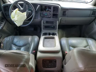2003 Chevrolet Tahoe LS with VIN 1GNEK13Z83J187025, listed as a Copart auction lot 70241744 with 261,383 mi miles and Salvage Title. Bid and sale history available at carsss.com. Image 8.