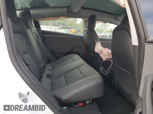 2025 Tesla Model 3 Long Range с VIN 5YJ3E1EA7SF001043, выставлен на аукционе Copart как лот 57250565 с пробегом 456 миль миль и Списание • Salvage title. История ставок и продаж доступна на DreamBid. Изображение 10.