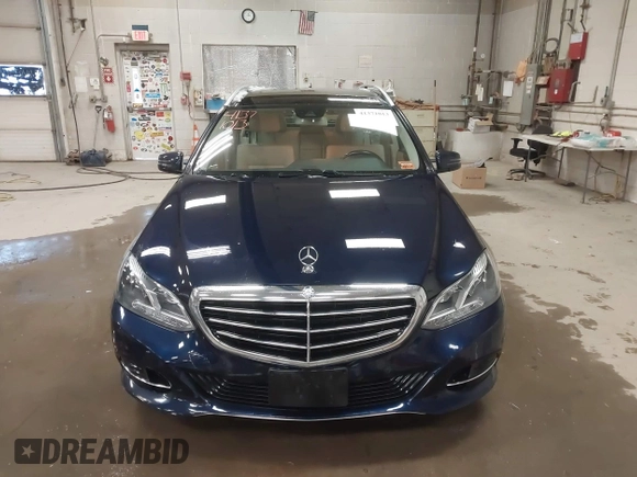 2016 Mercedes-Benz E-Class E 350 Luxury with VIN WDDHH8JBXGB210250, listed as a IAAI auction lot 41371013 with 66,791 mi miles. Bid and sale history available at carsss.com. Image 13.