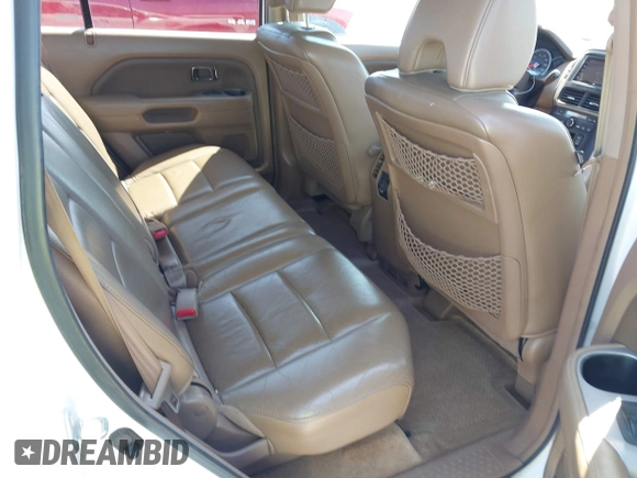 2007 Honda Pilot EX-L with VIN 2HKYF185X7H515012, listed as a IAAI auction lot 41914750 with 231,177 mi miles. Bid and sale history available at carsss.com. Image 8.
