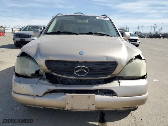 2001 Mercedes-Benz M-Class with VIN 4JGAB54E01A232428, listed as a Copart auction lot 48824905 with 280,933 mi miles and Salvage Title. Bid and sale history available at carsss.com. Image 5.