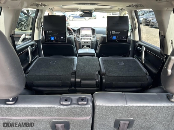 2017 Toyota Land Cruiser with VIN JTMCY7AJ7H4050517, listed as a Copart auction lot 73833724 with 137,775 mi miles and Clean Title. Bid and sale history available at carsss.com. Image 9.