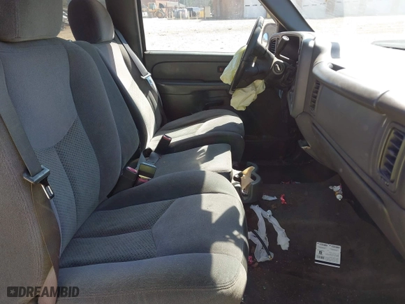 2006 Chevrolet Silverado 1500 LT2 with VIN 1GCEK19B56Z218062, listed as a IAAI auction lot 41699683 with 290,252 mi miles. Bid and sale history available at carsss.com. Image 5.