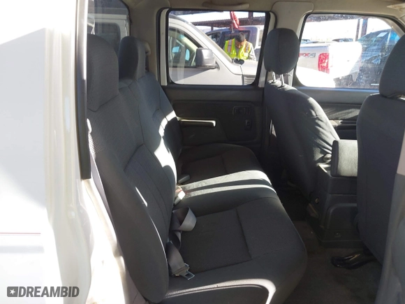 2003 Nissan Frontier 4WD SVE with VIN 1N6MD29Y93C451874, listed as a IAAI auction lot 41470198 with 216,482 mi miles. Bid and sale history available at carsss.com. Image 8.