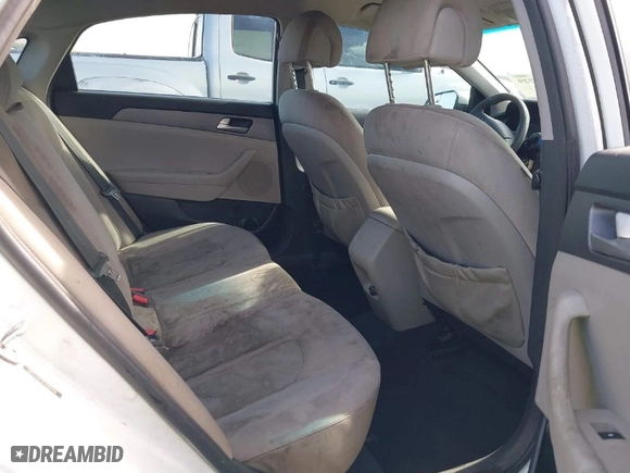 2015 Hyundai Sonata 2.4L SE with VIN 5NPE24AF8FH080458, listed as a IAAI auction lot 41131729 with 205,310 mi miles. Bid and sale history available at carsss.com. Image 8.