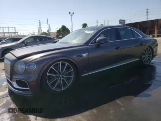 2020 Bentley Flying Spur W12 with VIN SCBBB6ZG7LC082062, listed as a Copart auction lot 65398304 with 14,246 mi miles and Salvage Title. Bid and sale history available at DreamBid. Image 1.