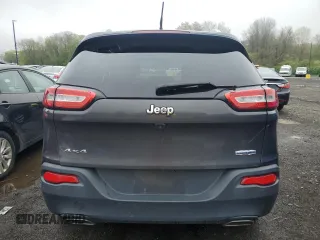2016 Jeep Cherokee Latitude с VIN 1C4PJMCS6GW156471, выставлен на аукционе Copart как лот 54833225 с пробегом 127 531 миль миль и Списание • Salvage title. История ставок и продаж доступна на DreamBid. Изображение 6.