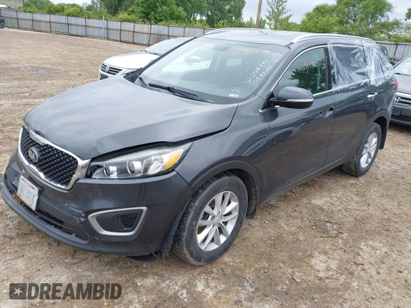 2017 Kia Sorento LX z VIN 5XYPG4A33HG274938, wystawiony jako IAAI lot #42341796 z przebiegiem 153 168 mil mil oraz . Historia ofert i sprzedaży dostępna na DreamBid. Obrazek 18.