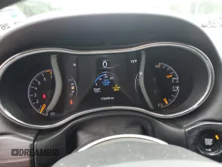 2019 Jeep Grand Cherokee Laredo E with VIN 1C4RJEAG6KC689783, listed as a Copart auction lot 60612575 with 172,476 mi miles and Salvage title. Bid and sale history available at DreamBid. Image 9.