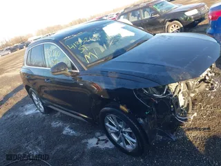 2021 Audi Q3 S line Premium Plus with VIN WA1EECF31M1010346, listed as a IAAI auction lot 41332600 with 85,609 mi miles. Bid and sale history available at carsss.com. Image 1.