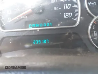 2004 GMC Envoy SLE with VIN 1GKDT13S642213710, listed as a IAAI auction lot 41680656 with 239,187 mi miles. Bid and sale history available at carsss.com. Image 7.