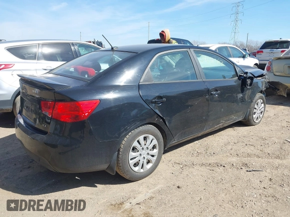 2011 Kia Forte EX with VIN KNAFU4A22B5459846, listed as a IAAI auction lot 39011262 with 201,154 mi miles. Bid and sale history available at carsss.com. Image 4.
