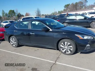 2020 Nissan Altima 2.5 S with VIN 1N4BL4BV5LC175000, listed as a IAAI auction lot 41761083 with 140,800 mi miles. Bid and sale history available at carsss.com. Image 13.