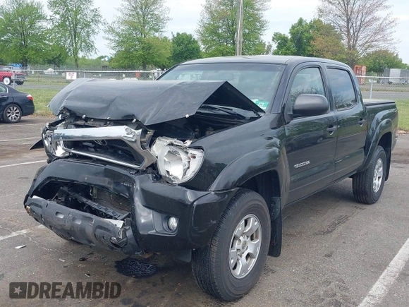 2013 Toyota Tacoma z VIN 3TMLU4EN5DM107819, wystawiony jako IAAI lot #42167593 z przebiegiem 196 714 mil mil oraz . Historia ofert i sprzedaży dostępna na DreamBid. Obrazek 17.
