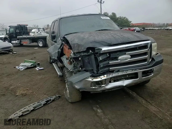 2006 Ford F-250 XL z VIN 1FTSW21566EC07047, wystawiony jako Copart lot #48934655 z przebiegiem 207 693 mil mil oraz Szkoda całkowita • Salvage title. Historia ofert i sprzedaży dostępna na DreamBid. Obrazek 11.