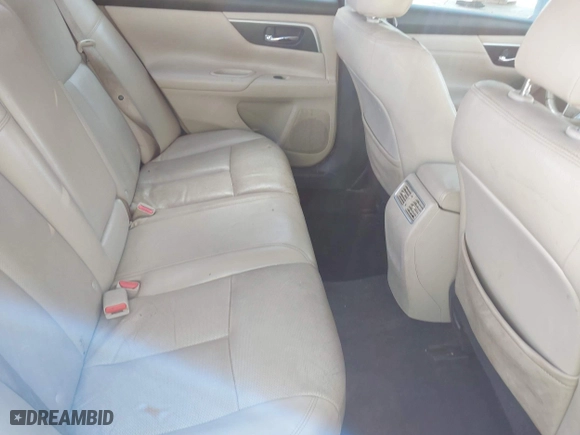2018 Nissan Altima 2.5 SL with VIN 1N4AL3AP3JC156774, listed as a IAAI auction lot 41316010 with 164,647 mi miles. Bid and sale history available at carsss.com. Image 8.