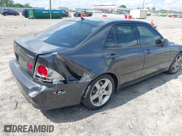 2001 Lexus IS 300/350 z VIN JTHBD182310010532, wystawiony jako IAAI lot #42149537 z przebiegiem 208 120 mil mil oraz . Historia ofert i sprzedaży dostępna na DreamBid. Obrazek 4.