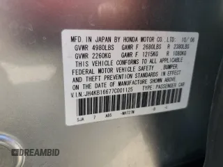 2007 Acura RL Technology z VIN JH4KB16677C001125, wystawiony jako Copart lot #46943485 z przebiegiem 191 097 mil mil oraz Szkoda całkowita • Salvage title. Historia ofert i sprzedaży dostępna na DreamBid. Obrazek 12.