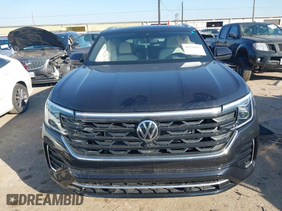 2024 Volkswagen Atlas SEL Premium R-Line z VIN 1V2FE2CA4RC261573, wystawiony jako IAAI lot #41156885 z przebiegiem 1 430 mil mil oraz . Historia ofert i sprzedaży dostępna na DreamBid. Obrazek 12.