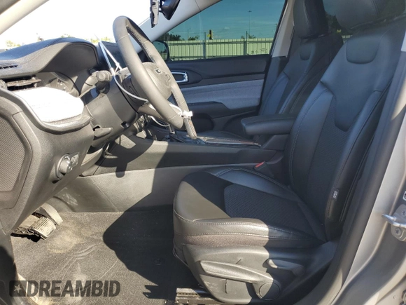 2022 Jeep Compass North with VIN 3C4NJDBB0NT170023, listed as a Copart auction lot 76602004 with 41,191 mi miles and Salvage Title. Bid and sale history available at DreamBid. Image 7.