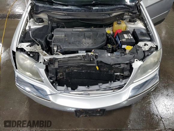 2005 Chrysler Pacifica Touring with VIN 2C4GM68425R368366, listed as a Copart auction lot 54777675 with 122,521 mi miles and Salvage Title. Bid and sale history available at DreamBid. Image 12.