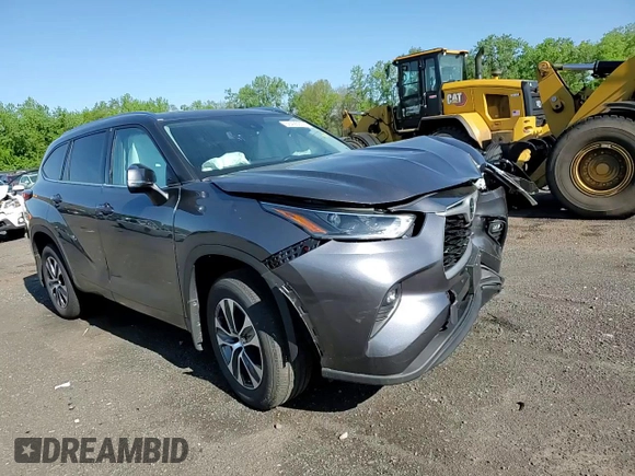 2021 Toyota Highlander XLE with VIN 5TDGZRBH4MS078778, listed as a Copart auction lot 56496855 with 35,563 mi miles and Salvage title. Bid and sale history available at DreamBid. Image 15.