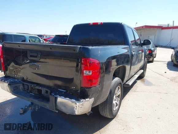 2013 Chevrolet Silverado 1500 LT with VIN 3GCPKSE70DG106167, listed as a IAAI auction lot 41745580 with 205,870 mi miles. Bid and sale history available at carsss.com. Image 4.