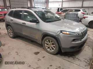 2017 Jeep Cherokee Sport with VIN 1C4PJLAB8HW603509, listed as a IAAI auction lot 41617150 with 204,507 mi miles. Bid and sale history available at carsss.com. Image 1.