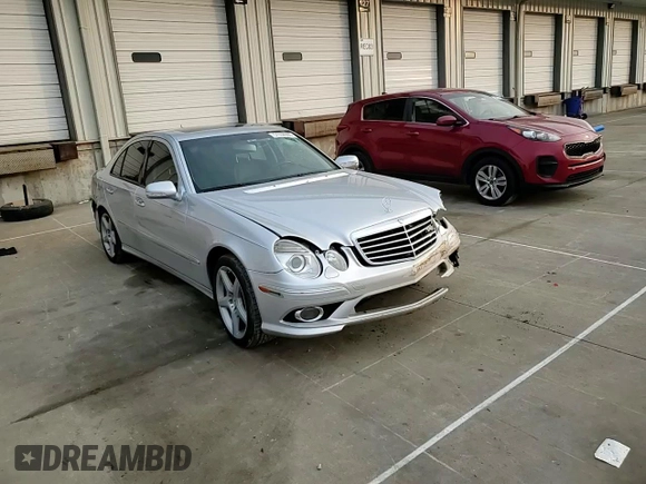 2009 Mercedes-Benz E 350 Luxury z VIN WDBUF87X59B411489, wystawiony jako Copart lot #51538905 z przebiegiem 275 282 mil mil oraz Szkoda całkowita • Salvage title. Historia ofert i sprzedaży dostępna na DreamBid. Obrazek 10.