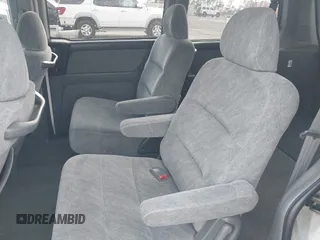 2000 Honda Odyssey EX z VIN 2HKRL1863YH589248, wystawiony jako IAAI lot #41735692 z przebiegiem 164 677 mil mil oraz . Historia ofert i sprzedaży dostępna na DreamBid. Obrazek 8.