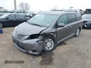 2016 Toyota Sienna XLE with VIN 5TDYK3DCXGS737846, listed as a IAAI auction lot 41782055 with 126,846 mi miles. Bid and sale history available at carsss.com. Image 6.