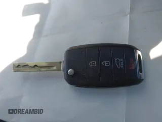 2019 Kia Sorento LX z VIN 5XYPGDA36KG520937, wystawiony jako IAAI lot #41420266 z przebiegiem 97 372 mil mil oraz . Historia ofert i sprzedaży dostępna na DreamBid. Obrazek 11.