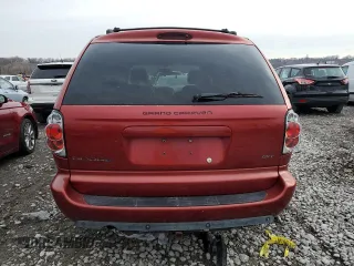 2005 Dodge Caravan SXT with VIN 2D4GP44L25R456250, listed as a Copart auction lot 83081644 with 277,196 mi miles and Salvage Title. Bid and sale history available at DreamBid. Image 6.