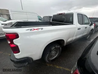 2021 Chevrolet Silverado 1500 Work Truck with VIN 1GCRYAEH0MZ440922, listed as a Copart auction lot 45353735 with 101,153 mi miles and Salvage Title. Bid and sale history available at carsss.com. Image 3.