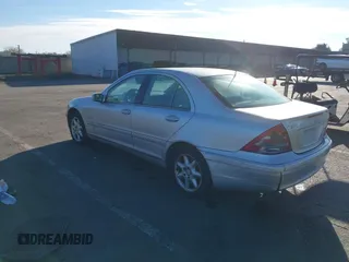 2001 Mercedes-Benz C 320 with VIN WDBRF64J41F033463, listed as a IAAI auction lot 38286733 with 236,726 mi miles and . Bid and sale history available at DreamBid. Image 3.