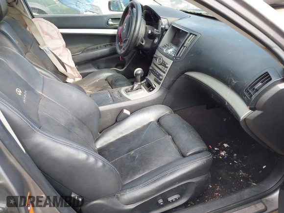 2008 Infiniti G35 Journey z VIN JNKBV61E68M215845, wystawiony jako IAAI lot #42338994 z przebiegiem Nie podano mil oraz . Historia ofert i sprzedaży dostępna na DreamBid. Obrazek 5.