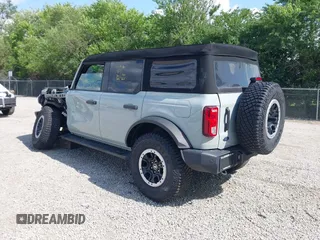2024 Ford Bronco Big Bend с VIN 1FMDE7BH4RLA68548, выставлен на аукционе IAAI как лот 42540646 с пробегом 7 945 миль миль и . История ставок и продаж доступна на DreamBid. Изображение 3.