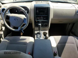 2006 Ford Explorer XLS z VIN 1FMEU62E66ZA11736, wystawiony jako Copart lot #53735445 z przebiegiem 199 254 mil mil oraz Tytuł czysty. Historia ofert i sprzedaży dostępna na DreamBid. Obrazek 8.