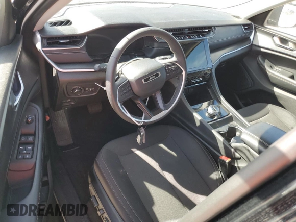 2023 Jeep Grand Cherokee Laredo z VIN 1C4RJGAG4PC648426, wystawiony jako Copart lot #75140784 z przebiegiem Nie podano mil oraz Nie do naprawy • Non repairable. Historia ofert i sprzedaży dostępna na DreamBid. Obrazek 8.