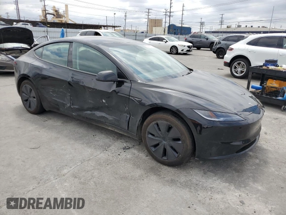 2024 Tesla Model 3 z VIN 5YJ3E1EA6RF739698, wystawiony jako Copart lot #53578755 z przebiegiem 10 847 mil mil oraz Szkody całkowita. Historia ofert i sprzedaży dostępna na DreamBid. Obrazek 4.