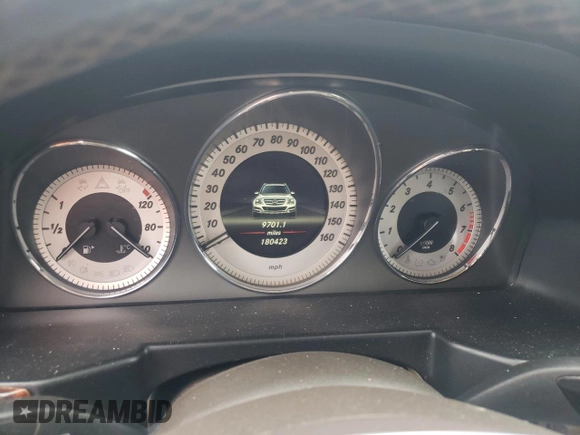 2013 Mercedes-Benz GLK 350 with VIN WDCGG8JB9DF997103, listed as a Copart auction lot 60388904 with 180,423 mi miles and Salvage Title. Bid and sale history available at DreamBid. Image 9.