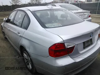 2008 BMW 3 Series 328i with VIN WBAVC53508FZ82765, listed as a IAAI auction lot 22177889 with 111,442 mi miles. Bid and sale history available at carsss.com. Image 3.