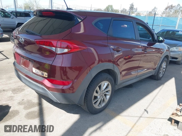 2016 Hyundai Tucson SE z VIN KM8J23A43GU026818, wystawiony jako IAAI lot #41752602 z przebiegiem 87 595 mil mil oraz . Historia ofert i sprzedaży dostępna na DreamBid. Obrazek 4.